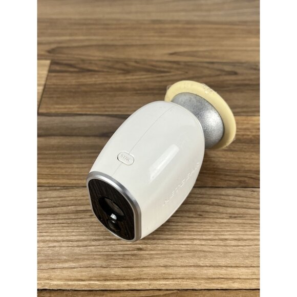 NETGEAR ARLO VMC3030 Indoor/Outdoor Security Camera With Battery White - Picture 2 of 10